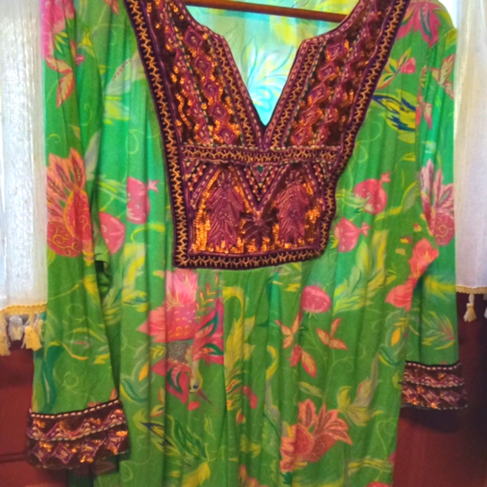 Soft Surrounding Embroidered Green Floral Women's Top